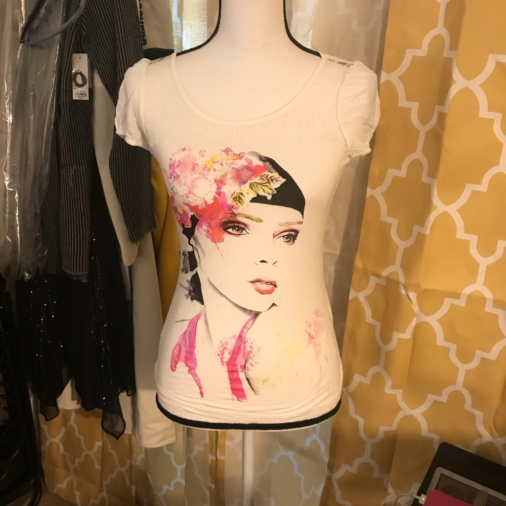 Only Love collection Urbanized lace t lady print M